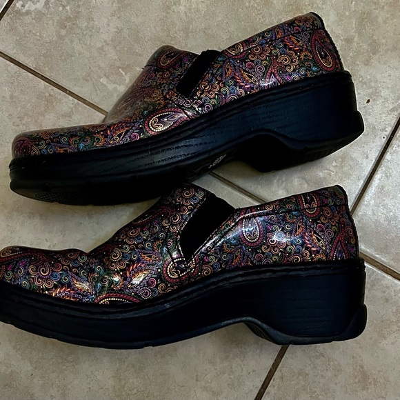 KLOGS Paisley Clogs - Picture 8 of 8